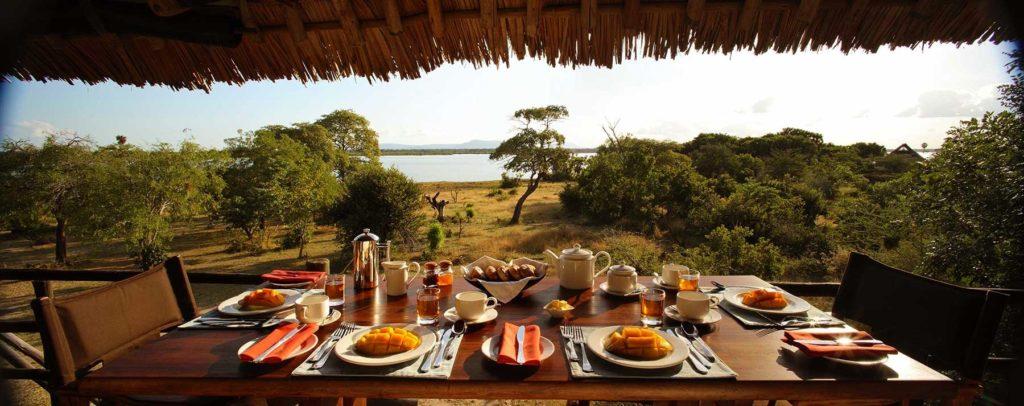 Siwandu-Camp-Restaurant-overlooking-Lake-Nzerakera