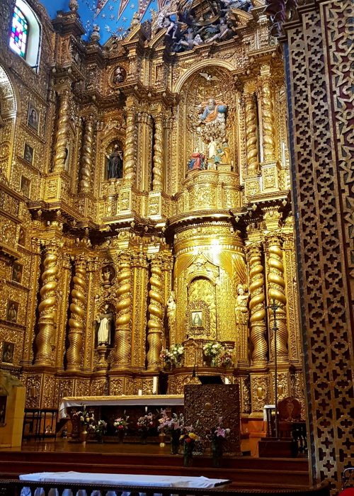 Interior, La Iglesia de la Compañía de Jesús, Old Town, Quito